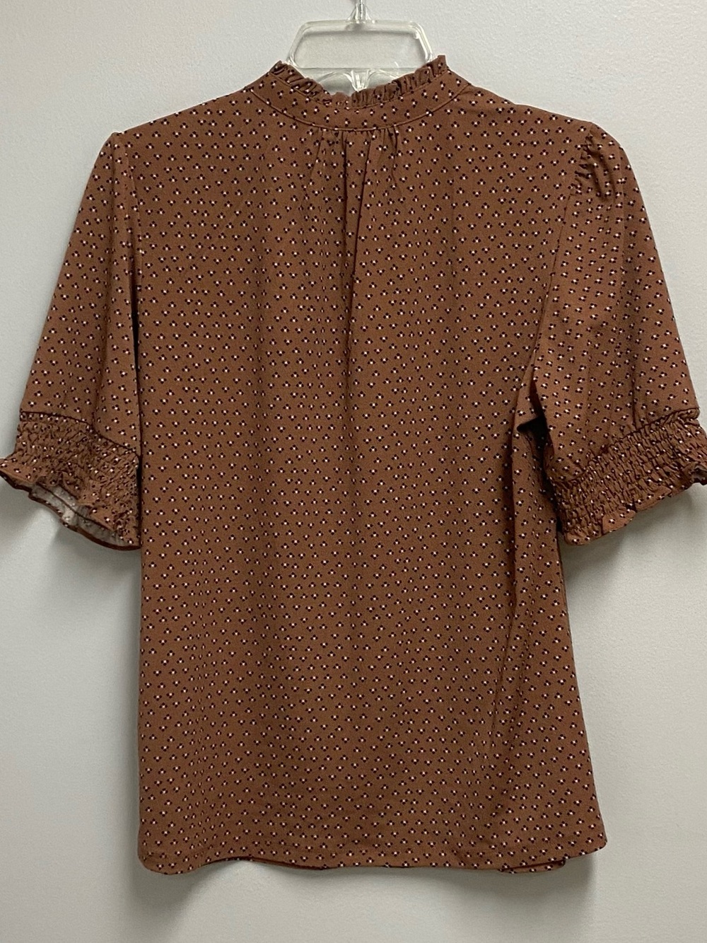 Adrianna Papell Cocoa Brown ruffle Tie-Neck Blouse size medium - Picture 2 of 2